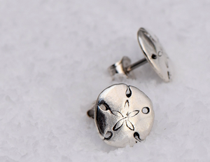 Britta Ambauen Sand Dollar Stud earrings