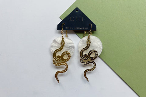 OTTI Snake earrings (Gold etched)