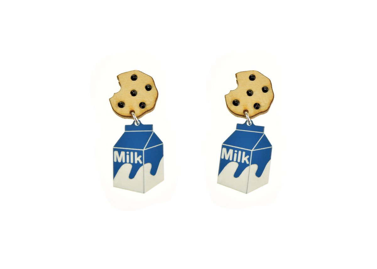 Vinca Earrings - Milk & Cookies